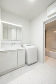 ●名古屋市中川区万場4丁目　中古一戸建て