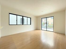 Terrechez名古屋市中川区供米田1-1　全7棟　4号棟　新築一戸建て