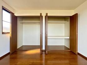 ●桑名市星見ヶ丘2丁目　中古一戸建て