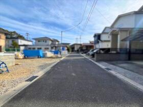 リーブルガーデン菰野町大羽根園第4　全2棟　1号棟　新築一戸建て