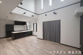 ●大治町三本木屋形　中古一戸建て