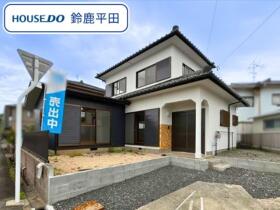 鈴鹿市自由ヶ丘2丁目　中古一戸建て