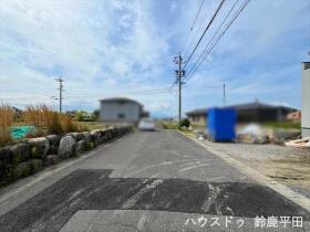 Livele Garden S鈴鹿市若松北第8　全1棟　新築一戸建て