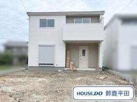 Livele Garden S鈴鹿市岡田第4　全3棟　3号棟　新築一戸建て