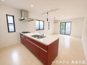 ●あま市新居屋辻畑　中古一戸建て