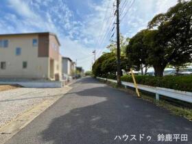 鈴鹿市桜島町7丁目　全2区画　B号地　建築条件なし土地