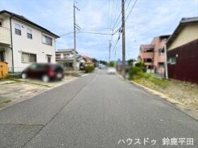 鈴鹿市竹野2丁目　中古一戸建て