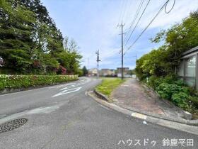 鈴鹿市高塚町　中古一戸建て