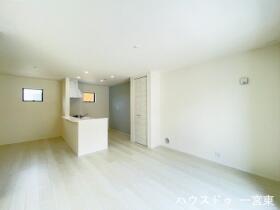 一宮市大赤見字若年東　新築一戸建て