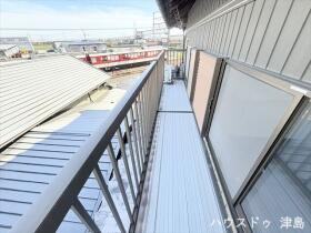 ●愛西市善太新田町十割上　中古一戸建て