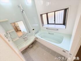 ●愛西市善太新田町十割上　中古一戸建て