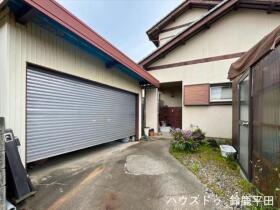 鈴鹿市白子3丁目　中古一戸建て