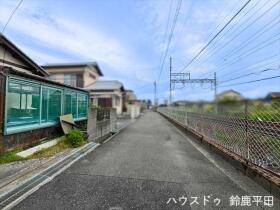 鈴鹿市白子3丁目　中古一戸建て
