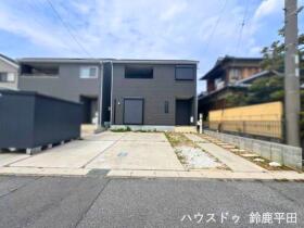 鈴鹿市長太栄町2丁目　中古一戸建て