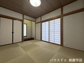 鈴鹿市岸岡町　中古一戸建て