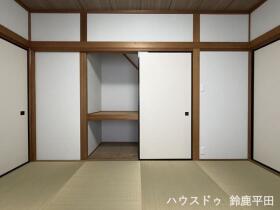 鈴鹿市岸岡町　中古一戸建て