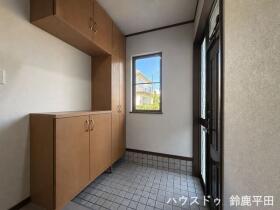 鈴鹿市岸岡町　中古一戸建て