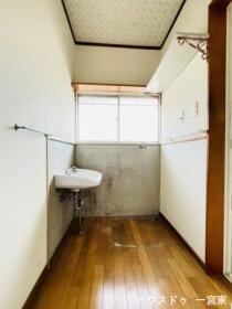 一宮市大和町苅安賀字薬師堂　中古一戸建て