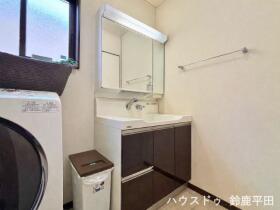 ●四日市市山城町　中古一戸建て