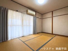 ●四日市市赤堀2丁目　中古一戸建て