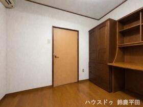 ●四日市市赤堀2丁目　中古一戸建て