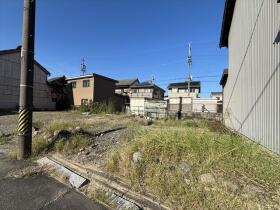 ●四日市市富田一色町　建築条件なし土地