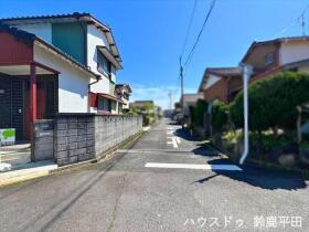 鈴鹿市北堀江2丁目　中古一戸建て