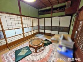 ●鈴鹿市若松北2丁目　中古一戸建て