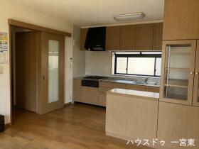 ●一宮市大和町馬引字郷未申　中古一戸建て