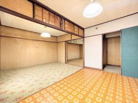 ●上の山住宅　5号棟