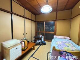 ●四日市市小杉町　中古一戸建て