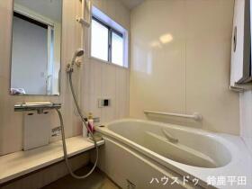 ●四日市市小杉町　中古一戸建て