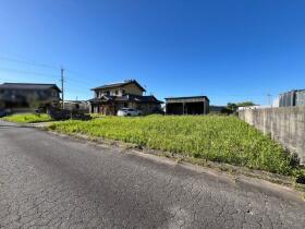 ●桑名市大字西金井字西谷　中古一戸建て