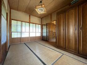 ●桑名市大字西金井字西谷　中古一戸建て