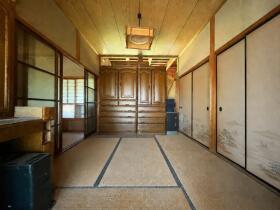 ●桑名市大字西金井字西谷　中古一戸建て