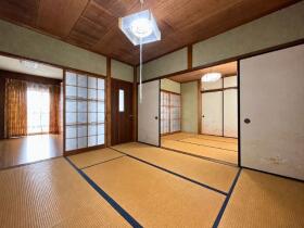 ●桑名市大字上野字宮之下　中古一戸建て