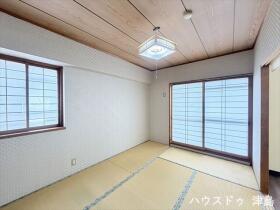 ●丸美ロイヤル津島II