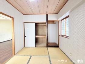 ●丸美ロイヤル津島II