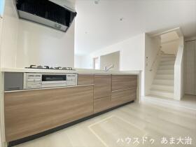 □リーブルガーデンあま市新居屋久渕郷　全4棟　3号棟　新築一戸建て