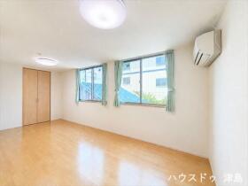 ※●愛西市下一色町東堤外　中古一戸建て
