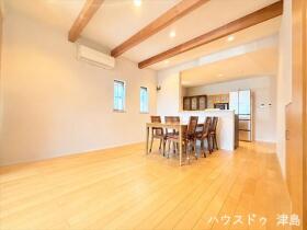 ※●愛西市下一色町東堤外　中古一戸建て