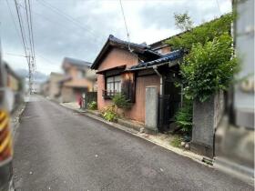 ●四日市市城東町　建築条件なし土地