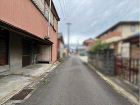 ●四日市市城東町　建築条件なし土地