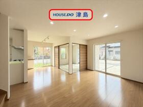 ●津島市愛宕町8丁目　中古一戸建て