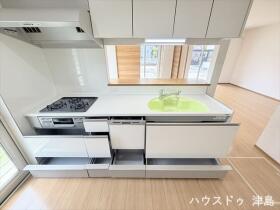 ●津島市愛宕町8丁目　中古一戸建て