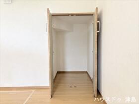 ●津島市愛宕町8丁目　中古一戸建て