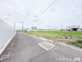 ●津島市神守町字持竿　建築条件なし土地