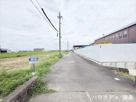 ●津島市神守町字持竿　建築条件なし土地
