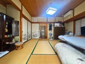 ●四日市市浮橋1丁目　中古一戸建て