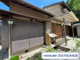四日市市西日野町　中古一戸建て